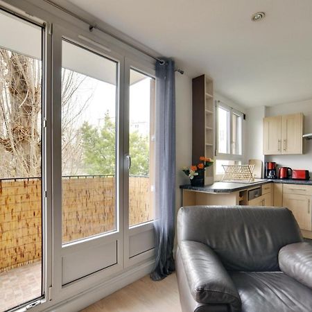 Chic Apart With Parking Apartment Saint-Denis  Exterior photo