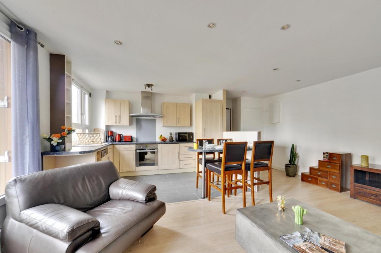 Chic Apart With Parking Apartment Saint-Denis  Exterior photo