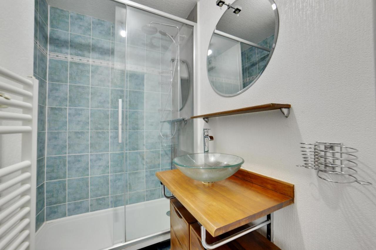 Chic Apart With Parking Apartment Saint-Denis  Exterior photo